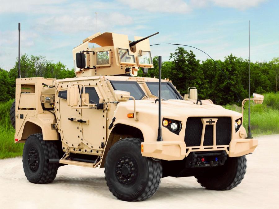  Oshkosh L-ATV 2016 года  (фото 3 из 12)